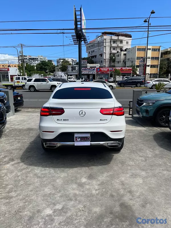 jeepetas y camionetas - Mercedes Benz GLC-300 4Matic 2017 6