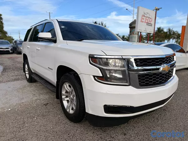 jeepetas y camionetas - Chevrolet Tahoe LT 2015 4