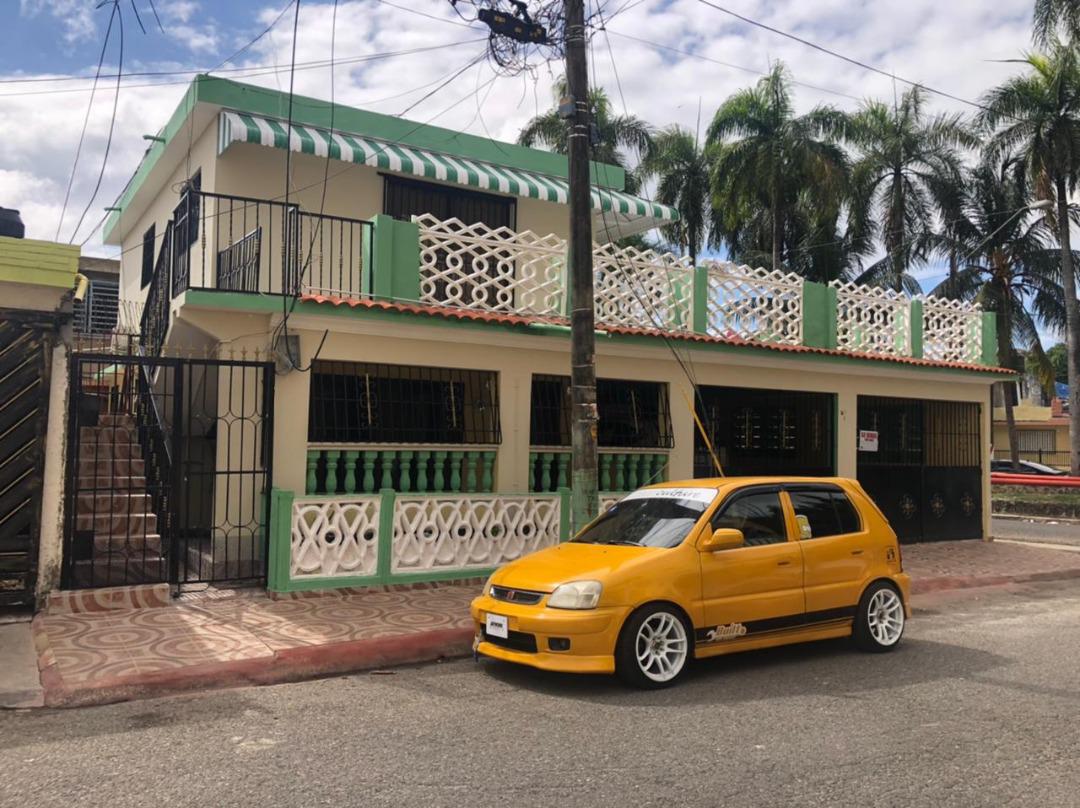 casas - Casa en el sector brisal cerca de la carretera mella Santo Domingo este