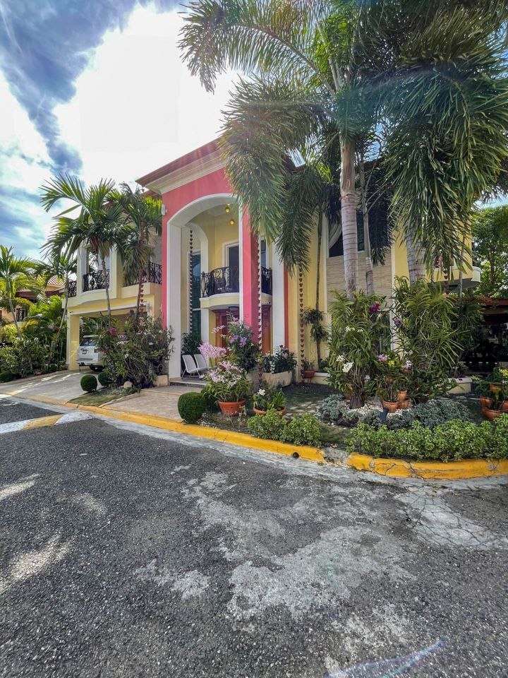 casas - Vendo casa en el exclusivo residencial ébano