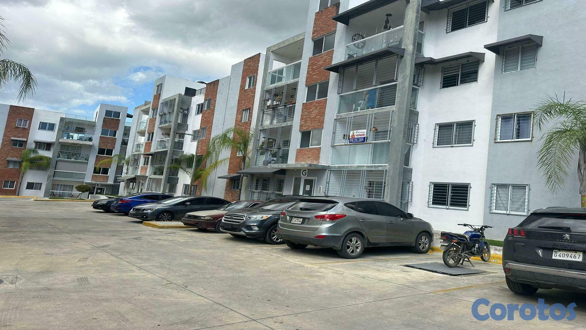 apartamentos - Apartamento en alquiler SIN MUEBLES en Colinas del Arroyo II 2