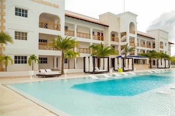 apartamentos - Venta de apartamento en Cap Cana 2 hab 2bñ 7mts con piscinas primer nivel