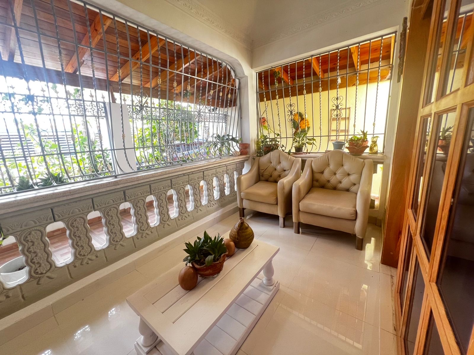 casas - venta de casa en la autopista de san Isidro brisa oriental Santo Domingo este  5