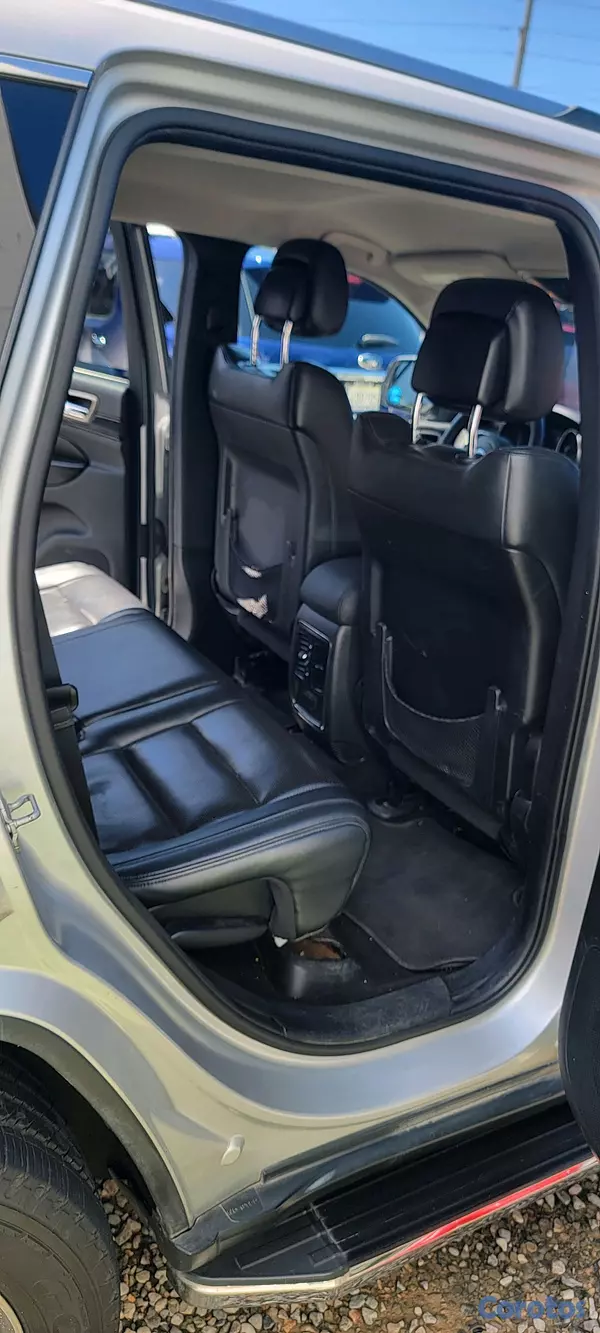 jeepetas y camionetas - JEEP GRAND CHEROKEE 2014 6