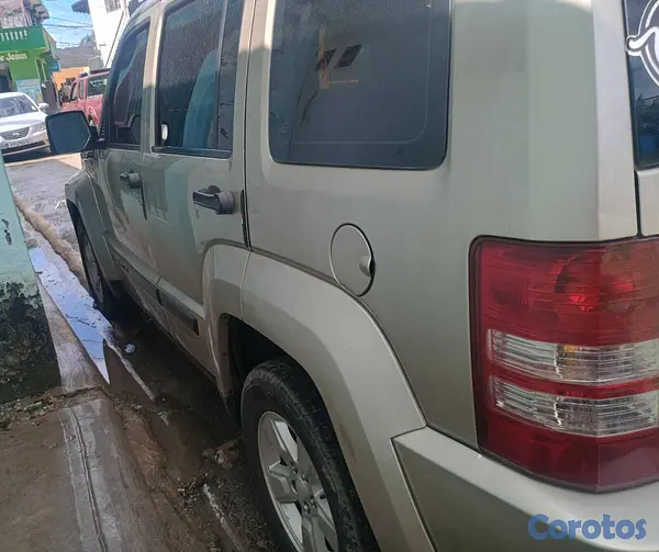 jeepetas y camionetas - Gran oportunidad  2