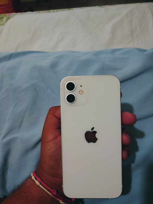 celulares y tabletas - Vendo iPhone 12 como nuevo 1