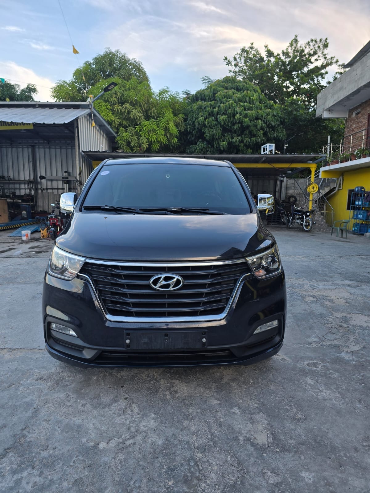 jeepetas y camionetas - hiunday starex 2021 1