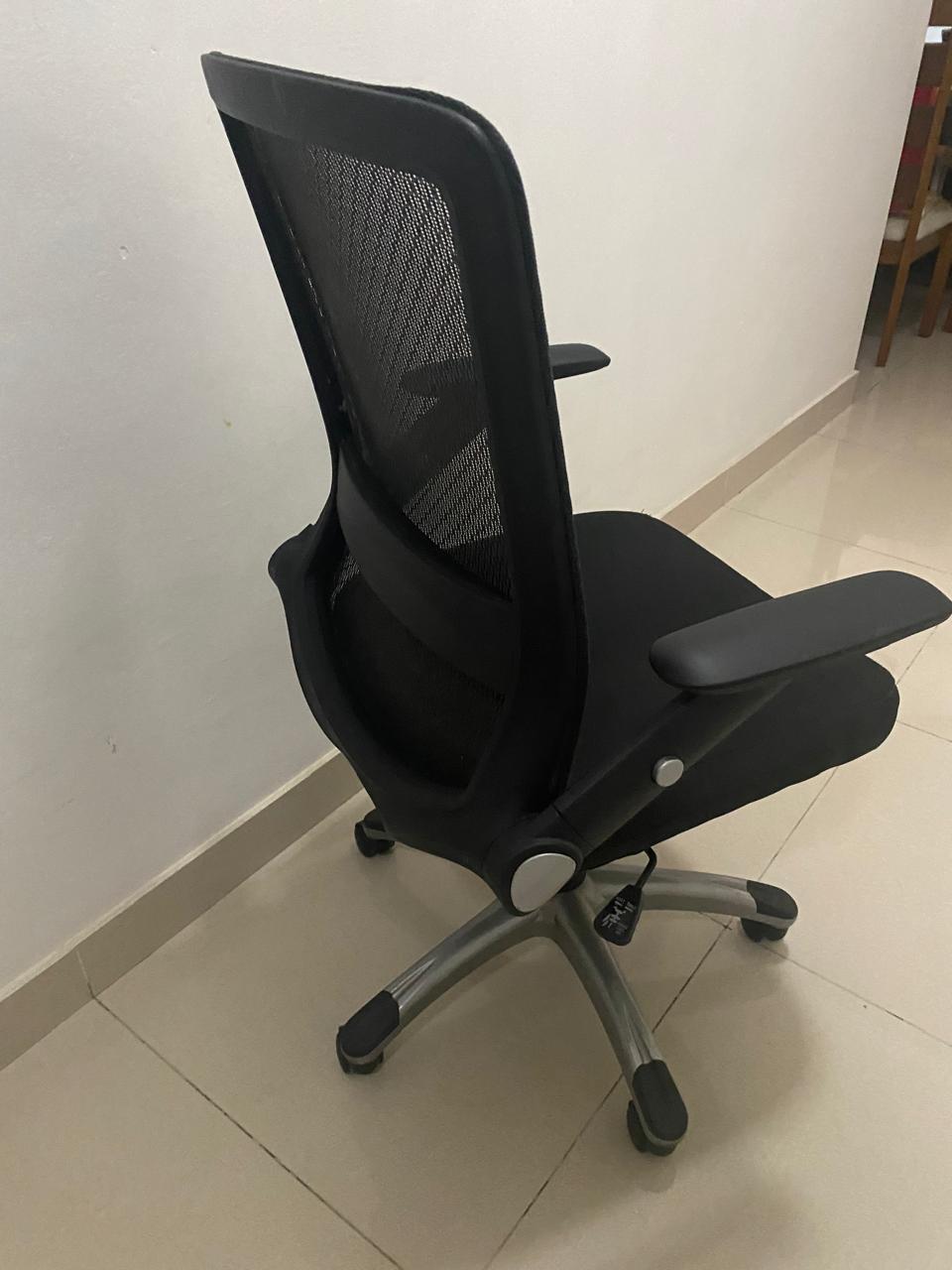 articulos de oficina - Silla ejecutiva de escritorio  3