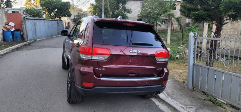 jeepetas y camionetas - Jeep grand cherokee limited 2018 3