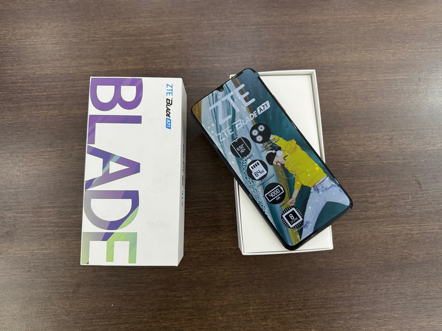celulares y tabletas - Vendo ZTE BLADE A71 64GB Nuevo, Desbloqueado, Garantía