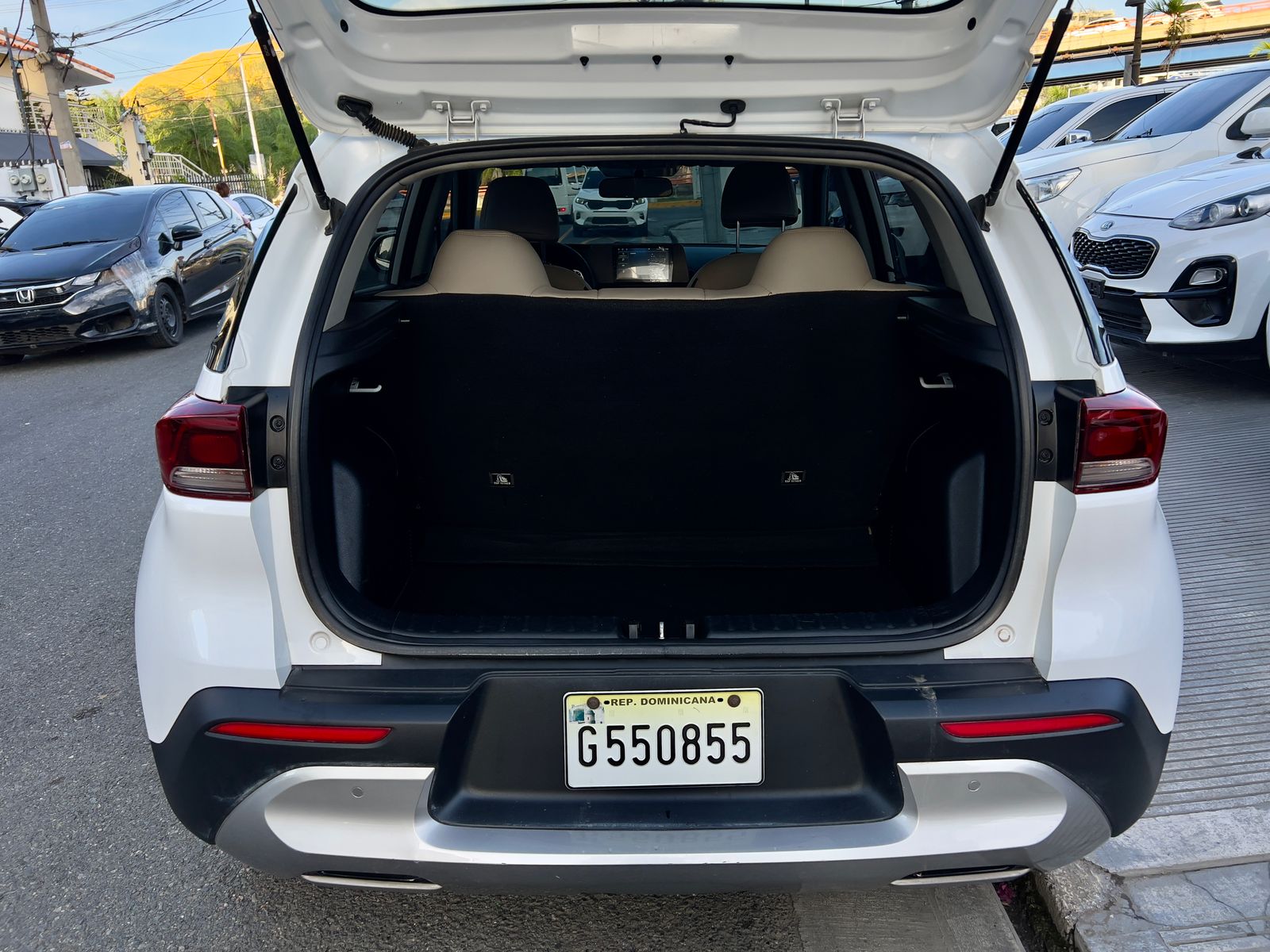 jeepetas y camionetas - KIA SONET 2022 8