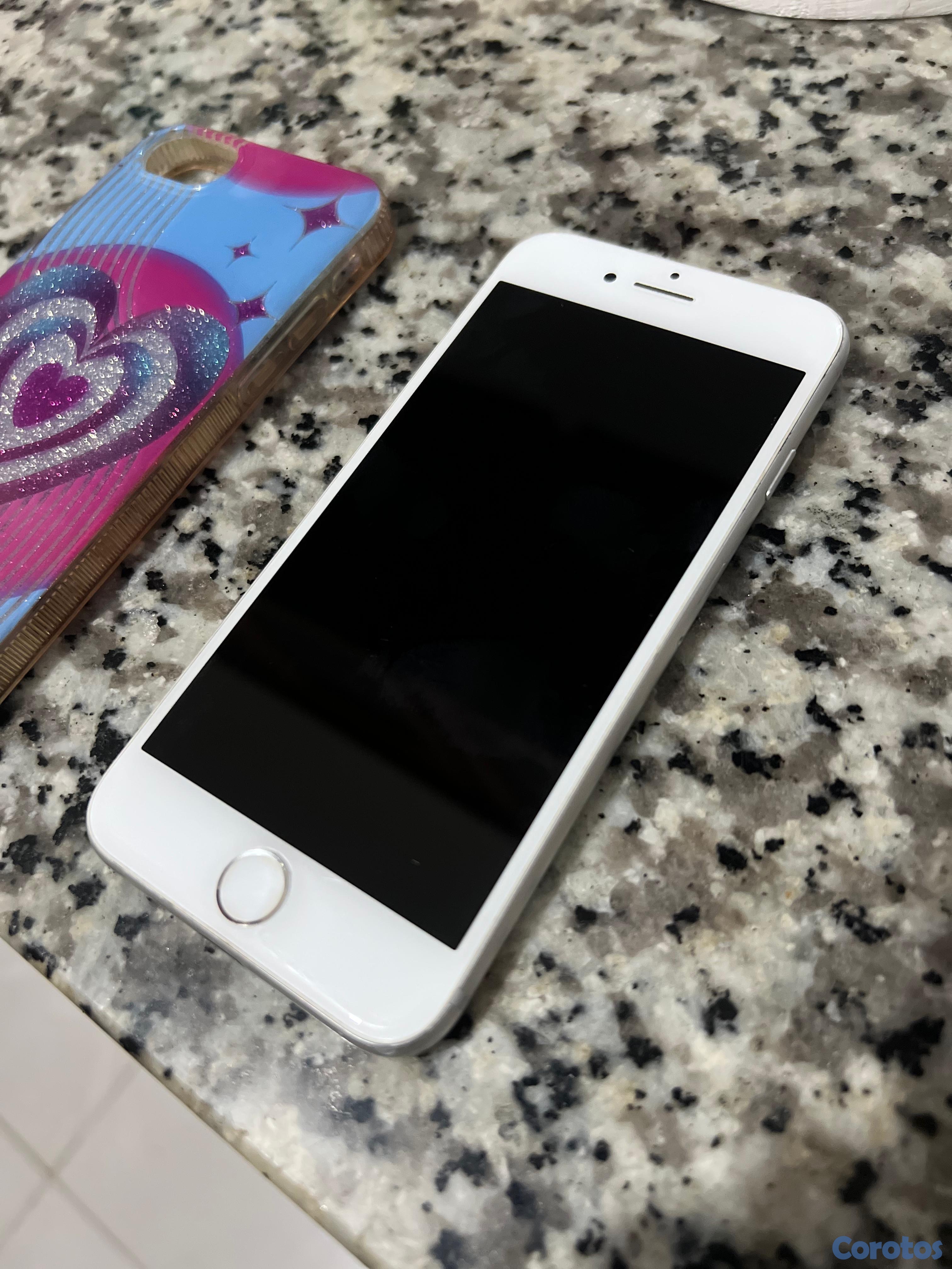 celulares y tabletas - Vendo iPhone 8 mini  2