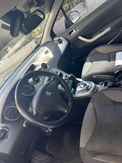 carros - Peugeot 308 2013  1