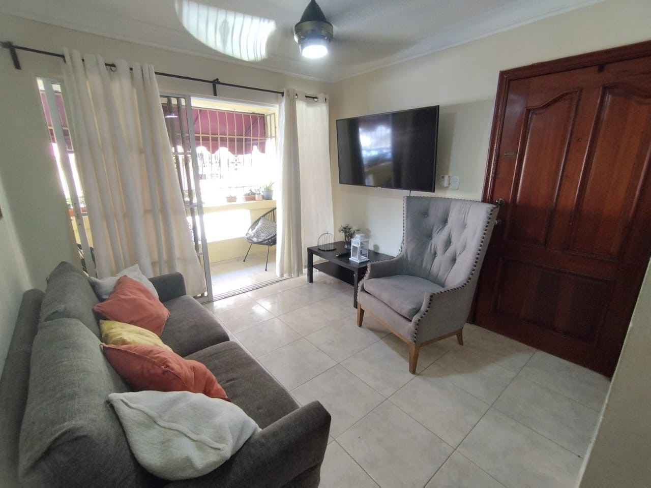 apartamentos - Se vende apartamento en Costa Caribe Av. Independencia 4