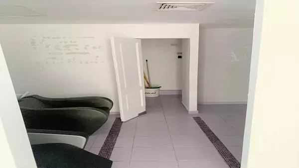 oficinas y locales comerciales - Local piantini primer nivel 3