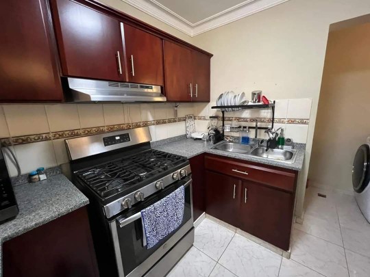 apartamentos - Airbnb AMUEBLADO 2do nivel llanos de gurabo