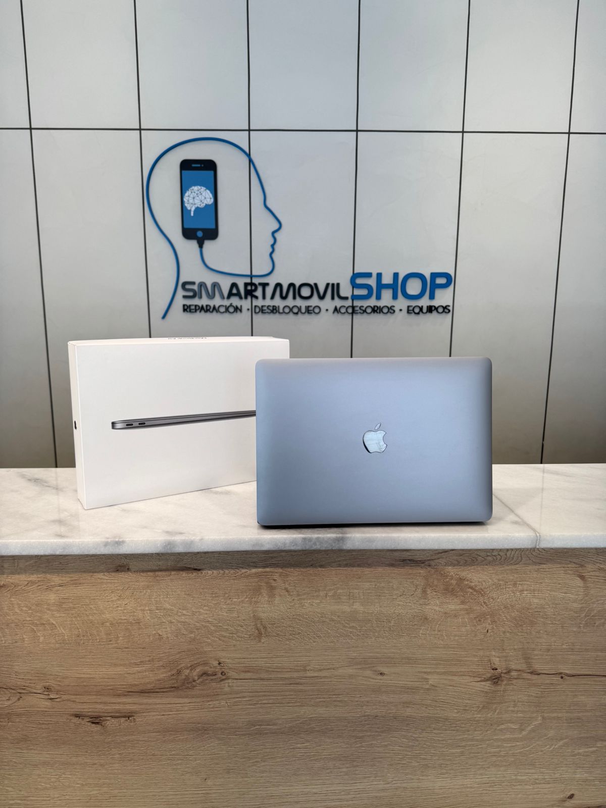 computadoras y laptops - MACBOOK AIR M1 256GB OPEN BOX 0