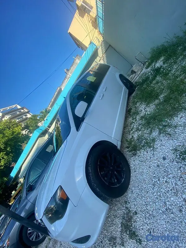 jeepetas y camionetas - DODGE GRAND CARAVAN SXT 2018 2