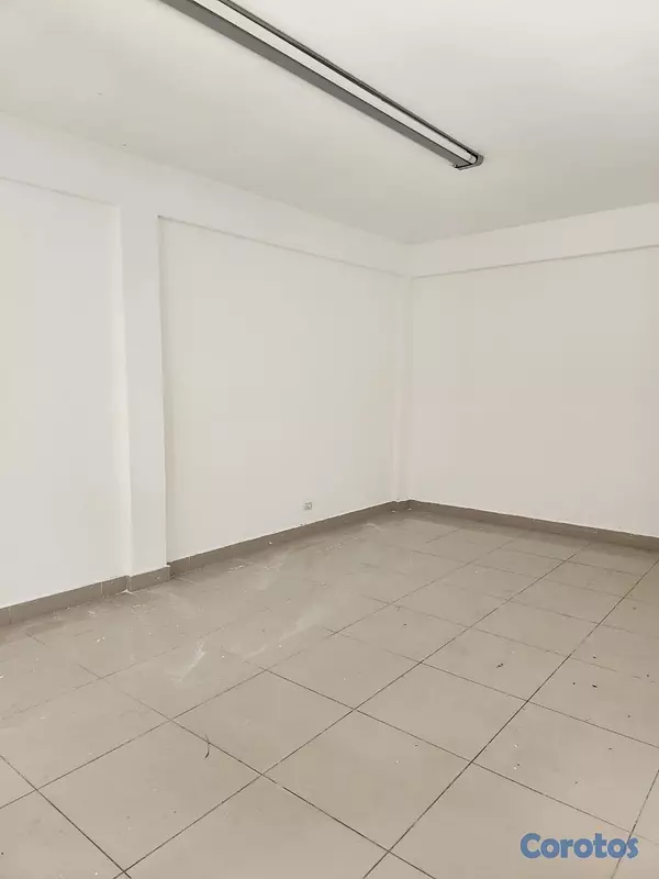 oficinas y locales comerciales - hermoso local en renta  6