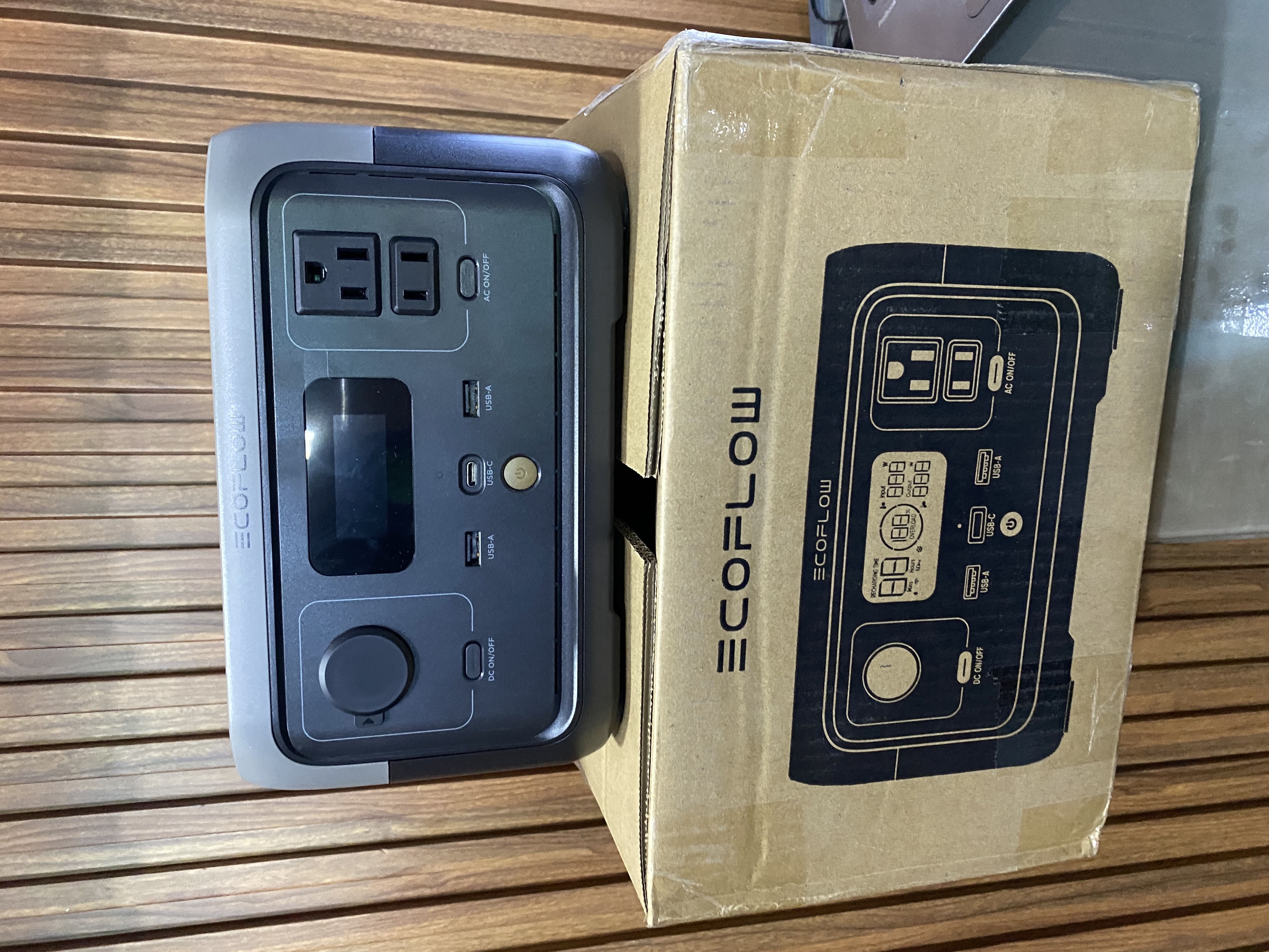 plantas e inversores - EcoFlow RIVER 2 Portable Power Station 256Wh Generator LFP  4