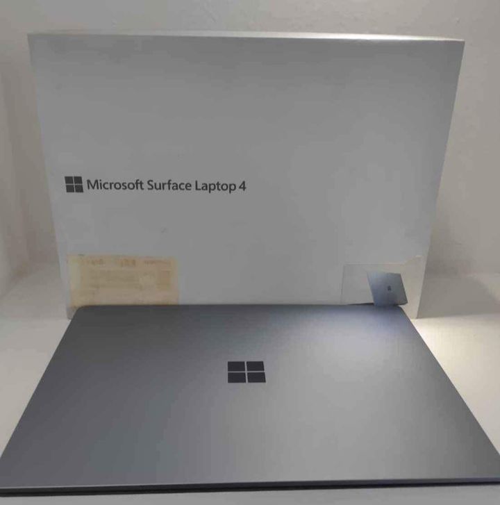 computadoras y laptops - Laptop Microsoft Surface 4, pant 14'' QHD, core i5, 512GB SSD, 8GB RAM, Nueva 3