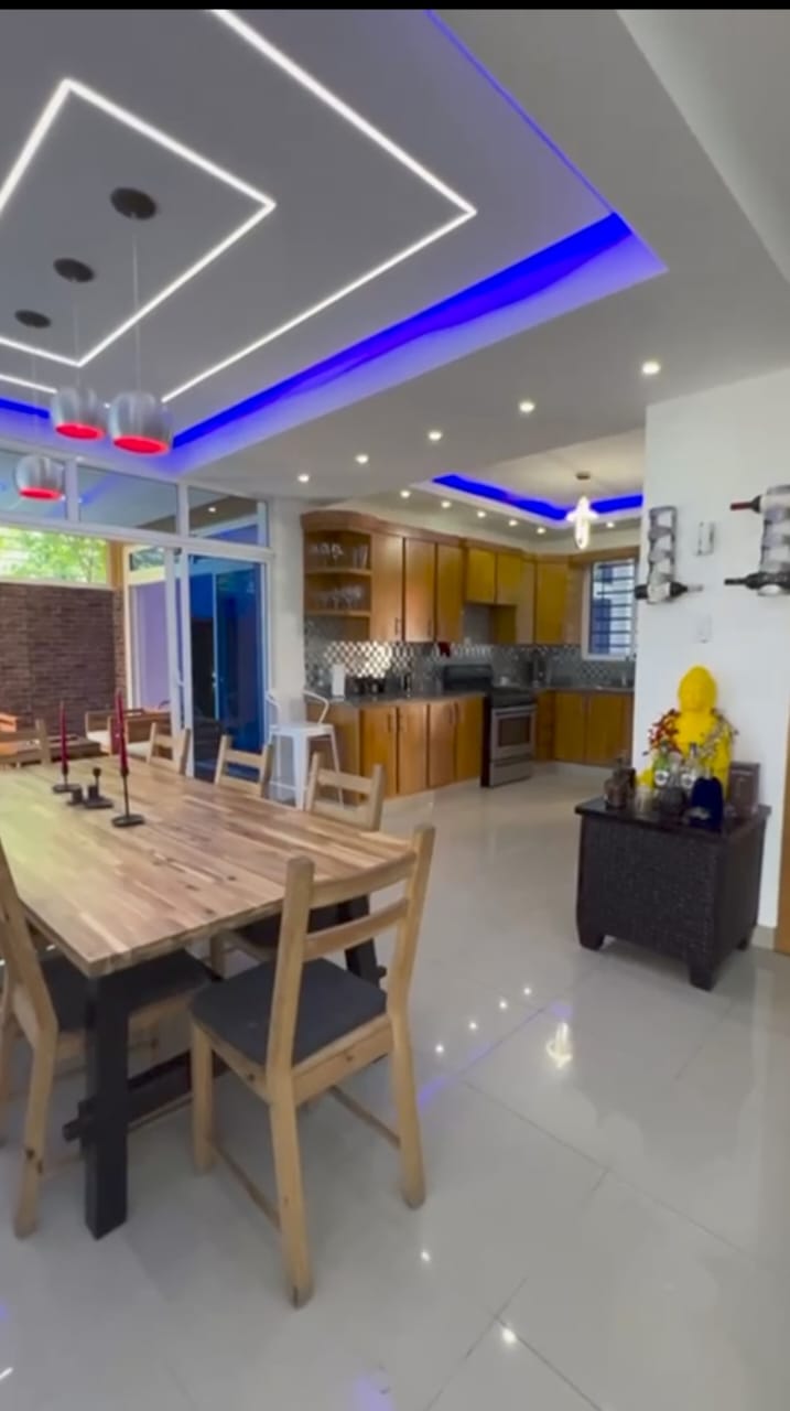 casas - CASA EN VENTA EN SANTIAGO. 9