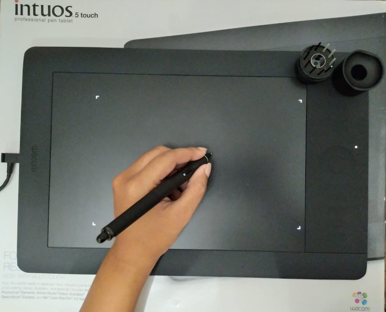 computadoras y laptops - Tableta gráfica - Wacom Intuos 5 Pro (Medium) - Tableta digitalizadora - Usada