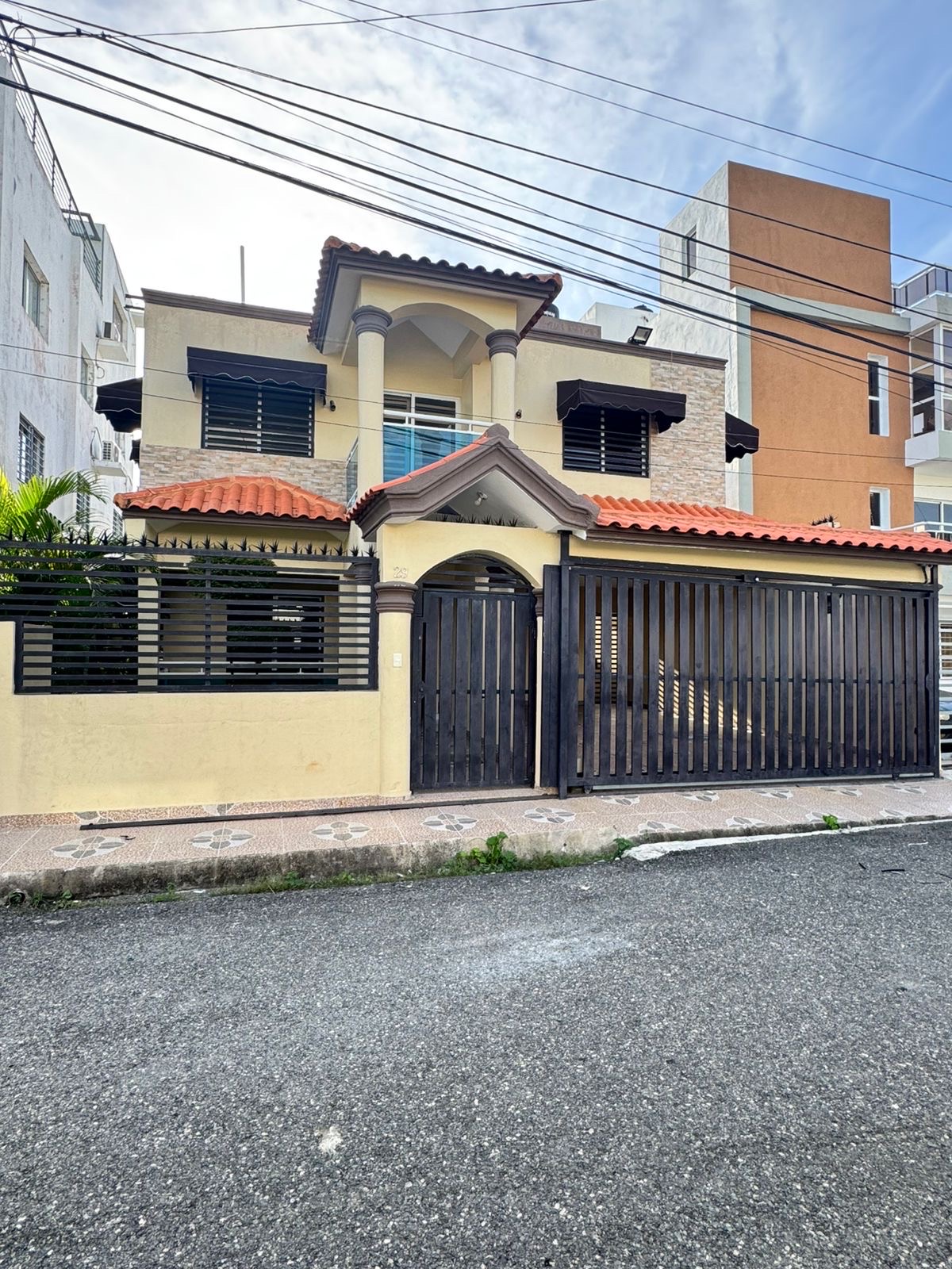 casas - venta de casa en la autopista de san isidro brisa oriental Santo Domingo este  0