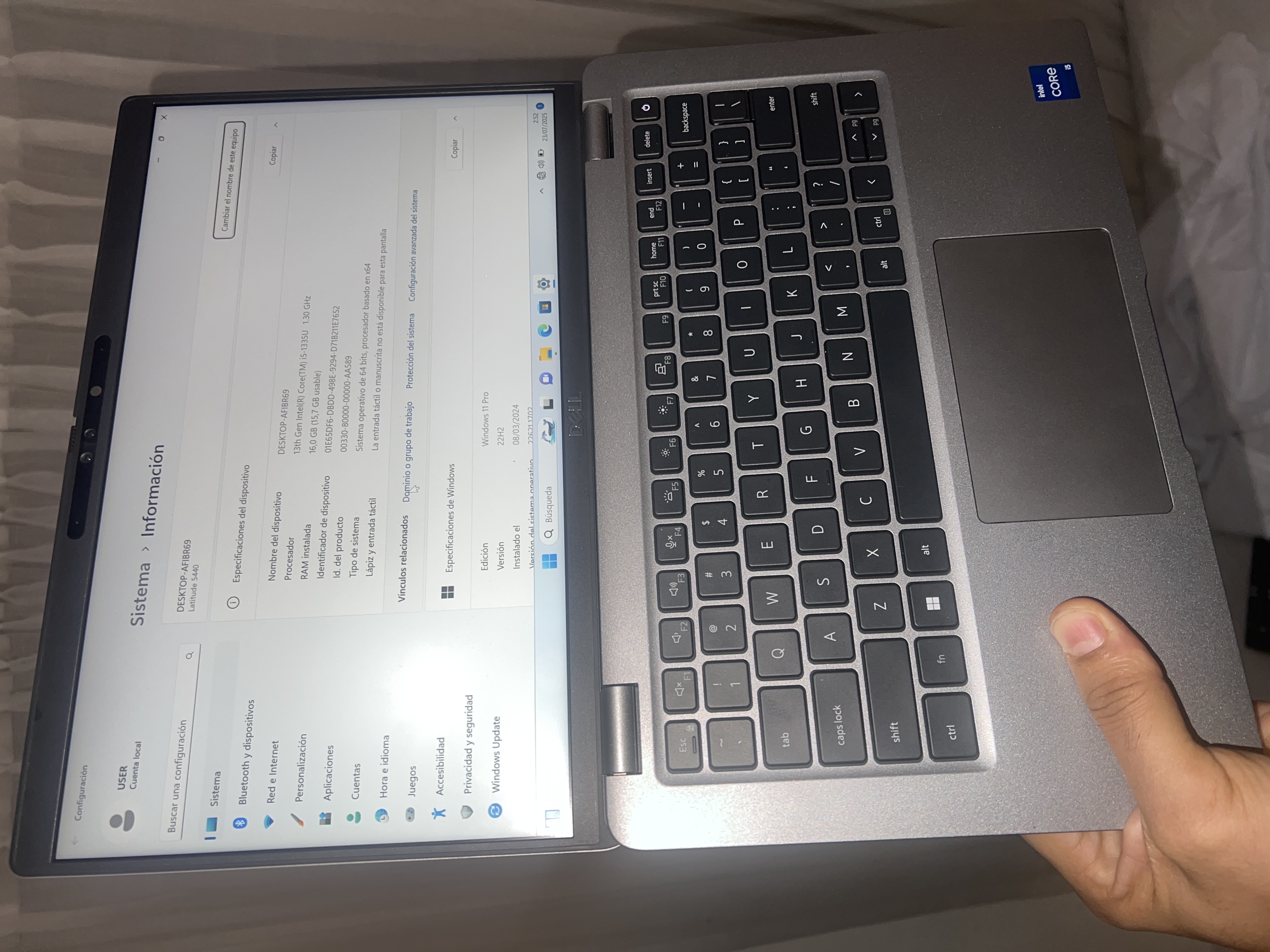 computadoras y laptops - Dell Latitude 5440 core I5 , 1 tb disco duro, 16 GB memoria ram.

 4