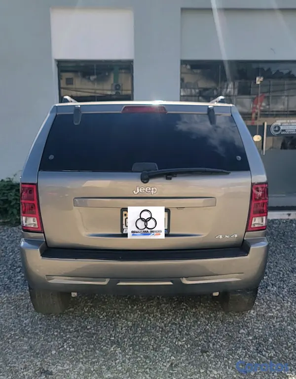 jeepetas y camionetas - JEEP GRAND CHEROKEE LAREDO 2006 8