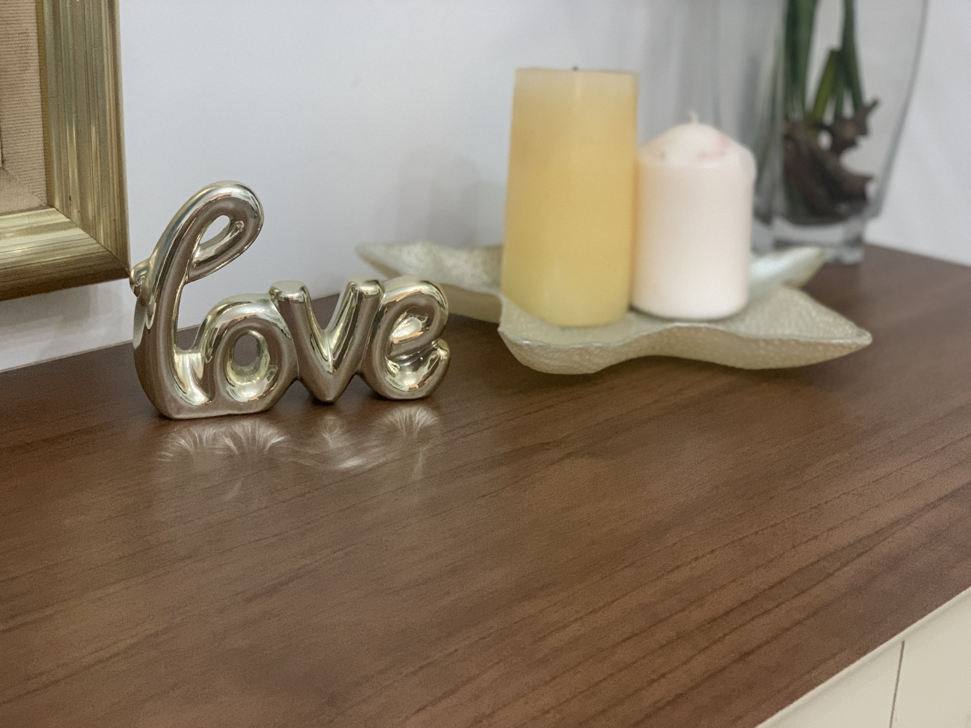 muebles y colchones - Se vende elegante Credenza totalmente nueva  0