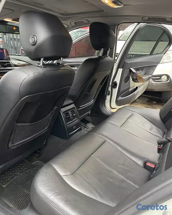 carros - BMW 328i 2014 9