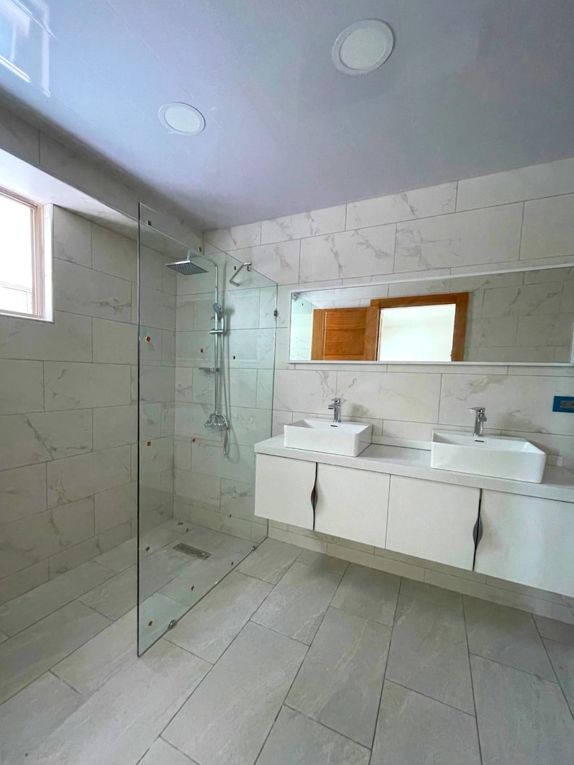 apartamentos - Apto en Venta Piso 2 y Piso 5 En Los Cacicazgos de 3 Habs de 300 MTS 
CÓD: PD208 9
