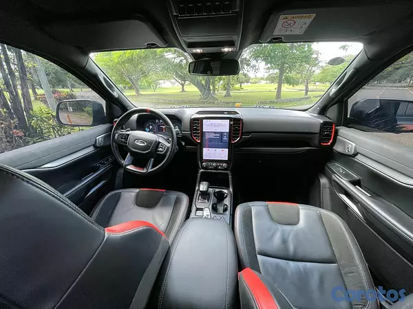 jeepetas y camionetas - Toyota land cruicer vxr 2017 4