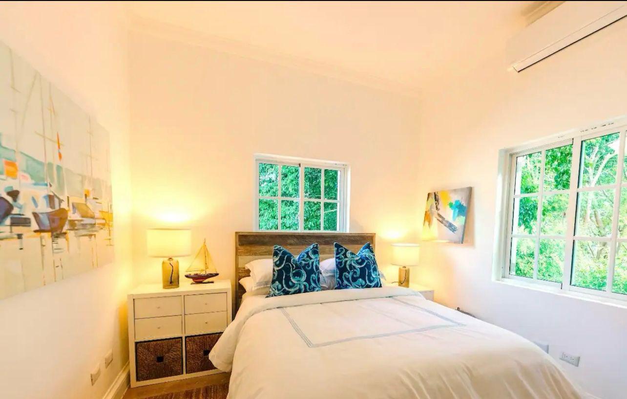 casas vacacionales y villas - Lujosa villa de 4 dormitorios en Punta Cana Village 8