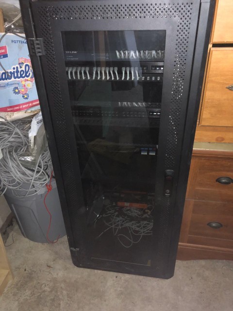 otros electronicos - Gabinete con Swichet para internet!