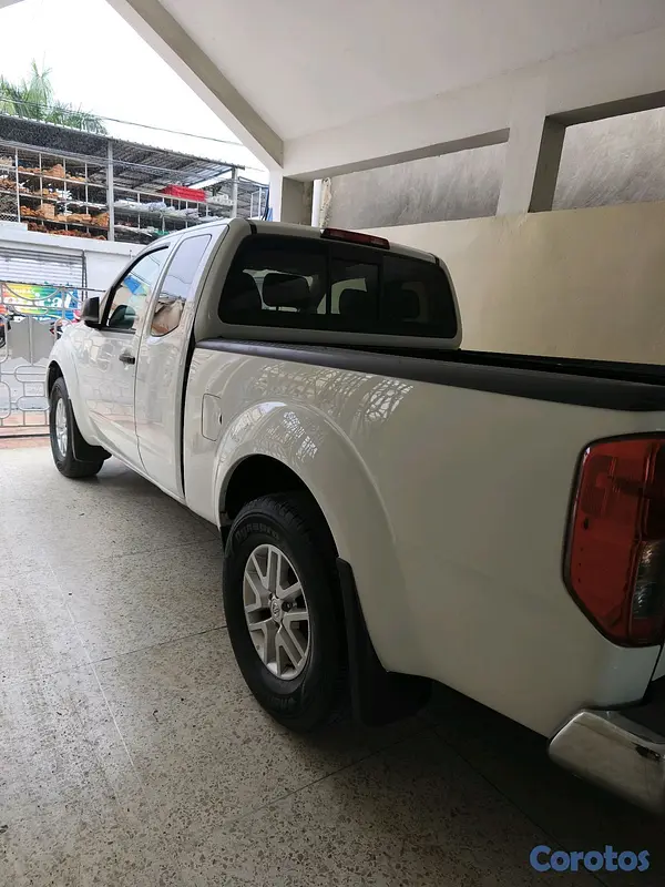 jeepetas y camionetas - NISSAN FRONTIER  19