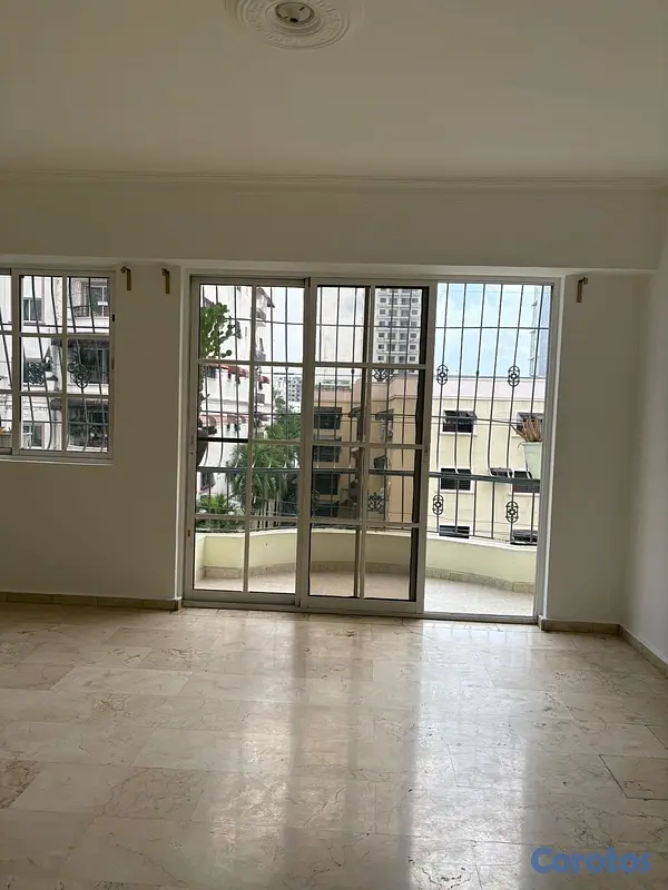 apartamentos - Apartamento en Alquiler Evaristo Morales  8