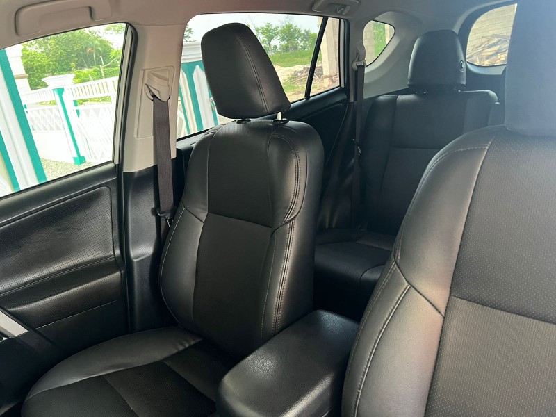 jeepetas y camionetas - Toyota rav4 2017 1