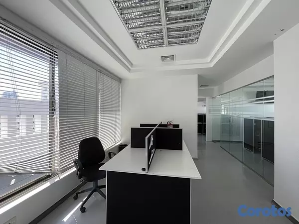 oficinas y locales comerciales - Edificio en Naco con 23 parqueos entrega en 45 dia 3