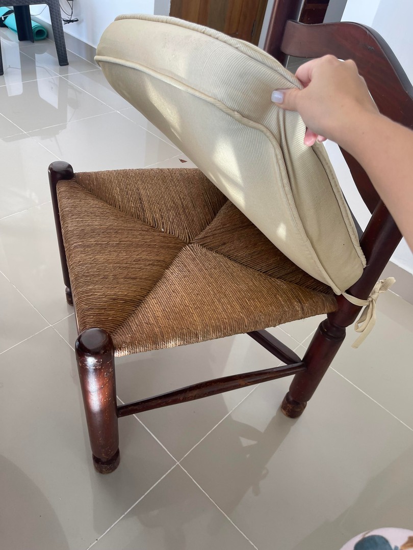 muebles y colchones - Mesa comedor y sillas (6) en caoba estilo rattan en base 2
