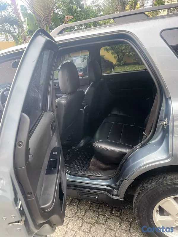 jeepetas y camionetas - Ford Escape 2012 6