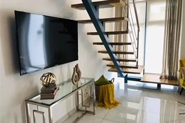 apartamentos - Alquilo tipo loft amueblado en Evaristo Morales  6