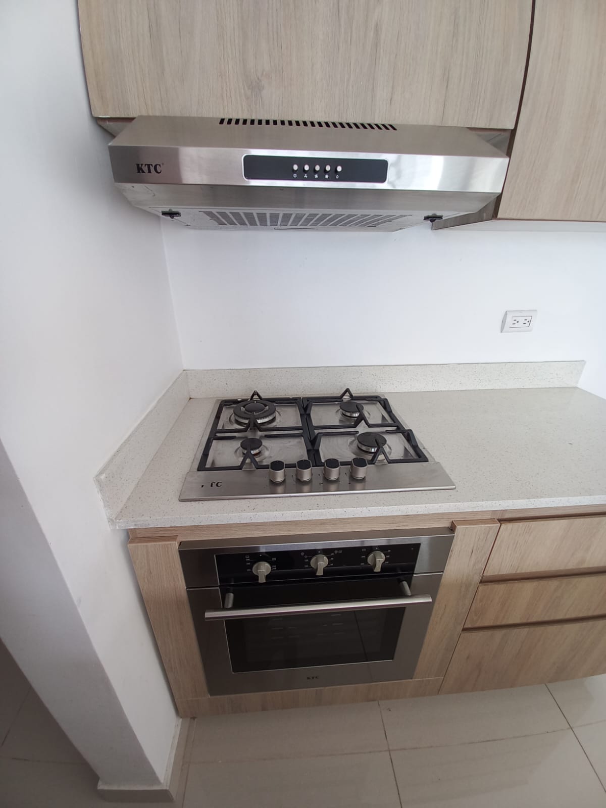 apartamentos - APARTAMENTO EN VENTA O ALQUILER. 3