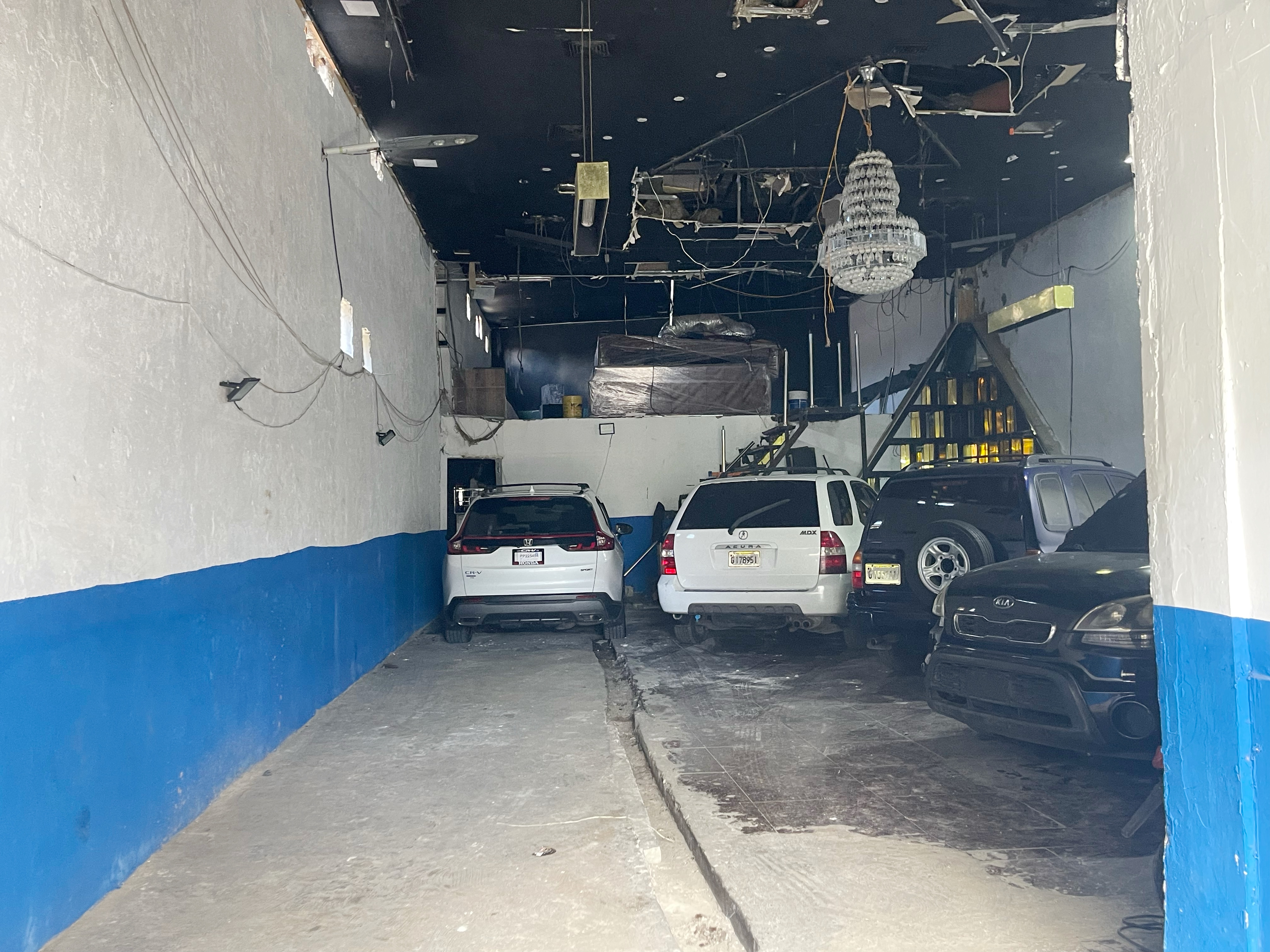 oficinas y locales comerciales - Alquiler local céntrico en Primer nivel  2