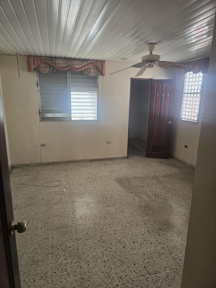 casas - Venta de casa en el millón  5