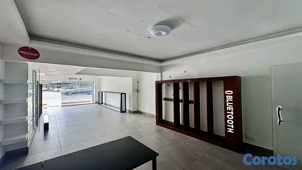 oficinas y locales comerciales - LOCAL EN 1ER NIVEL DE RENTA EMBRUJO 1 SANTIAGO 9