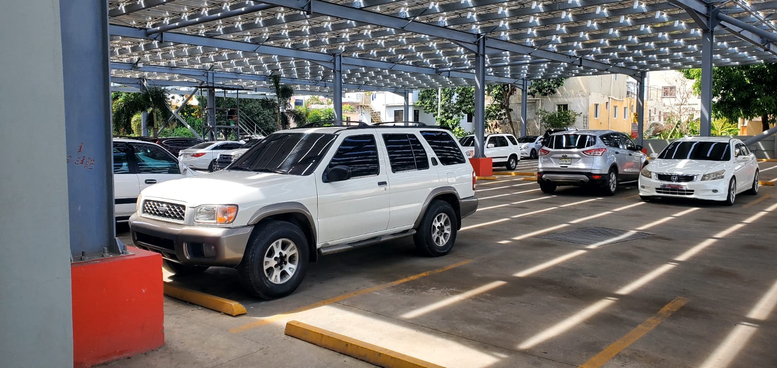 jeepetas y camionetas - Nissan patfinder 2000