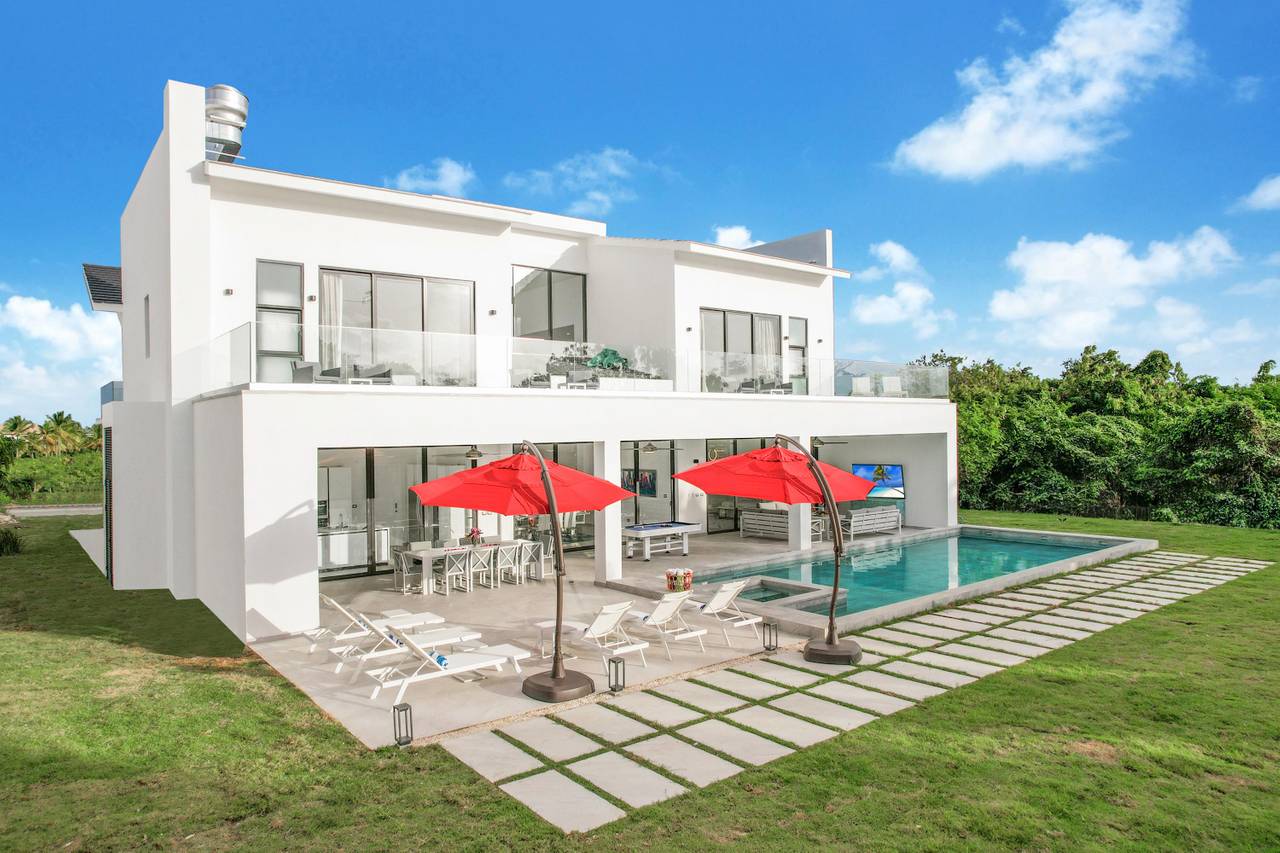 casas vacacionales y villas - Lujosa villa en Cap cana  0