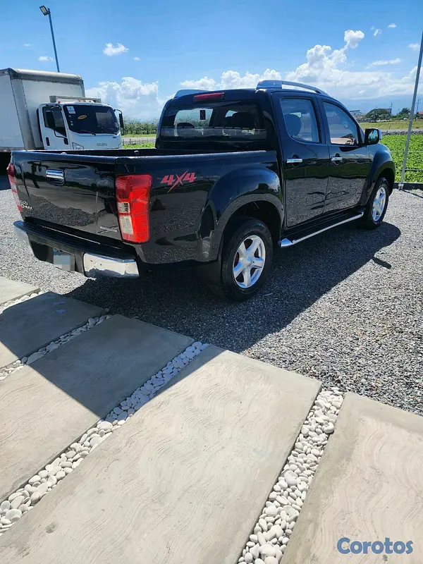 jeepetas y camionetas - Garaje v.i.p import 
tu auto a un excelente precio 
 4